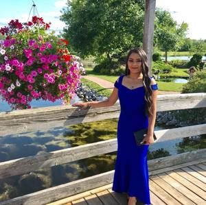 Meet your Posher, Beatriz